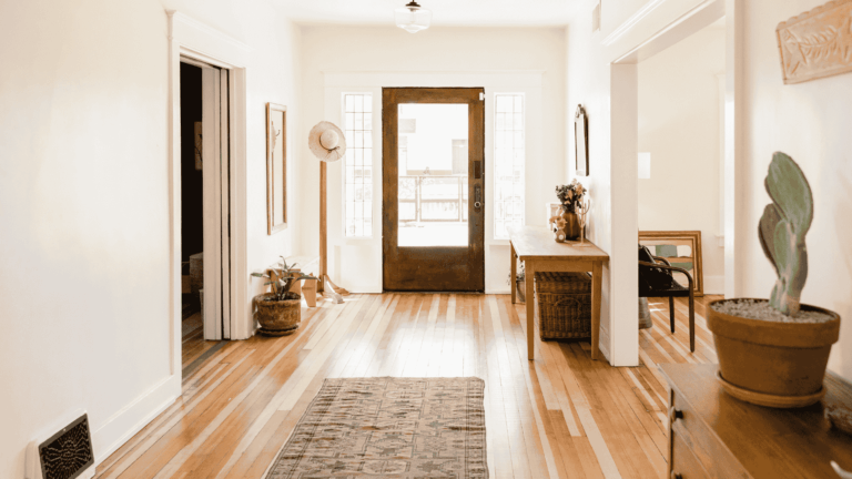 Expert Airbnb and short-term rental cleaning services in Indianapolis, IN by Indy Cleans for spotless stays.